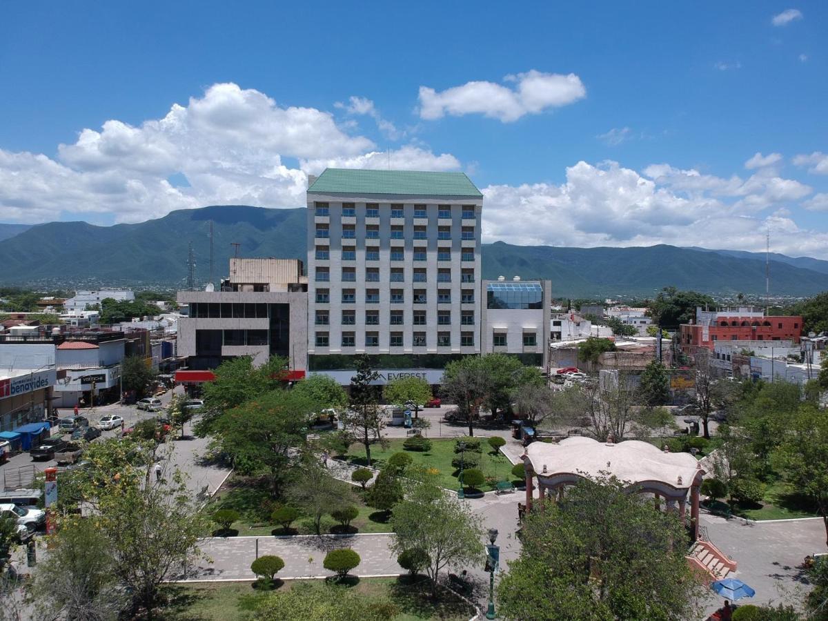 Everest Ciudad Victoria Buitenkant foto
